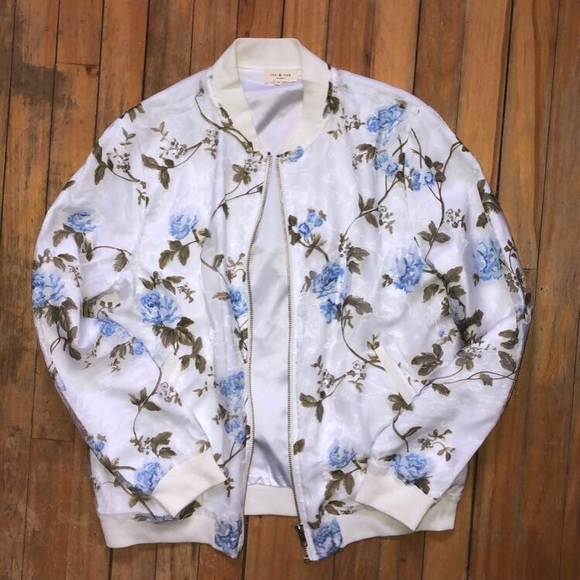 Blue floral light jacket - Picture 2 of 3